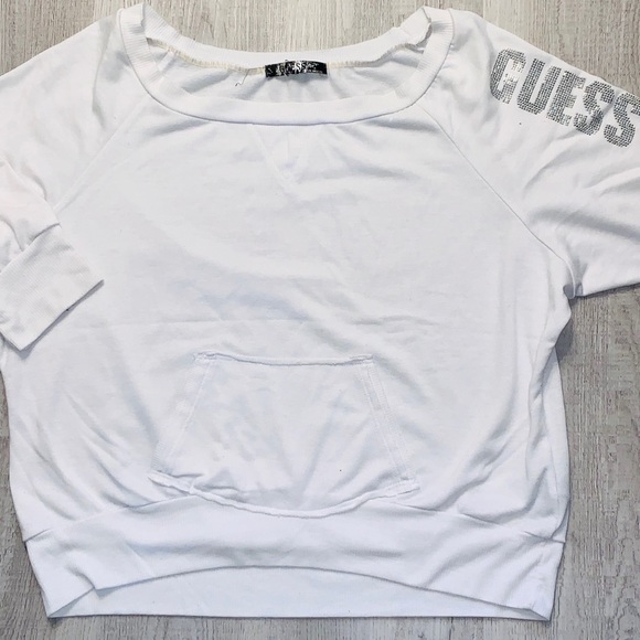 white guess sweatshirt